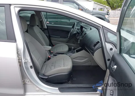 2016 Kia Forte Lx из США, поврежденный, VIN KNAFK4A69G5502921